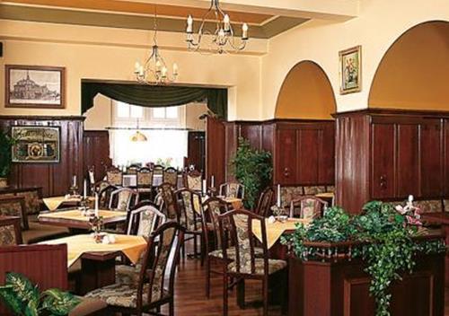 Hotel - Restaurant Kurhaus Klotzsche Δρέσδη Εξωτερικό φωτογραφία